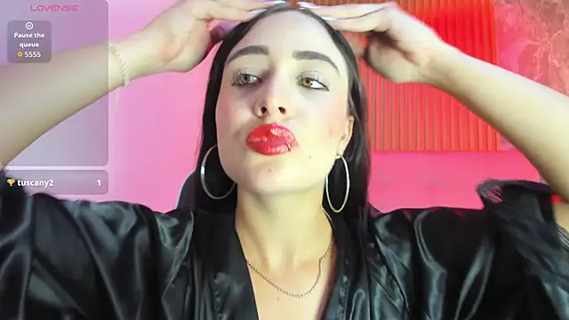Snapshot of Amiee_Kovva chatting on April 27, 7:56 pm Amiee Kovva online show from April 27, 7:56 pm