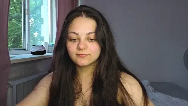 Snapshot of _Mikky_lil_ chatting on July 18, 5:17 pm Mikky lil online show from July 18, 5:17 pm