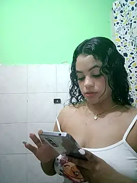 karolinaBom online show from April 23, 2:57 am