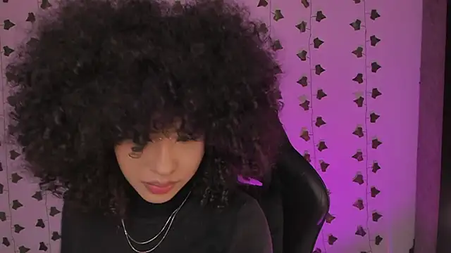 Liaaa 1 online show from May 17, 12:52 am
