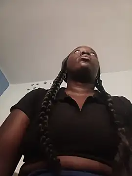 KaleaEbony online show from April 16, 4:41 pm