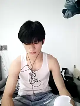 ruo-bai online show from May 11, 7:47 am