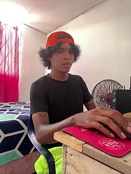 Snapshot of tajada_queso chatting on April 15, 5:42 pm tajada queso online show from April 15, 5:42 pm