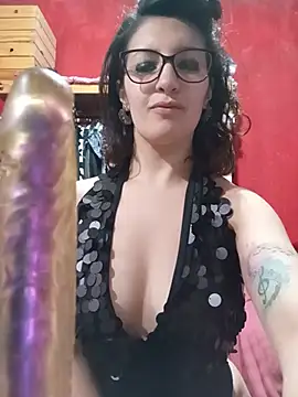 Snapshot of MillieGri22 chatting on June 26, 6:56 pm MillieGri22 online show from June 26, 6:56 pm