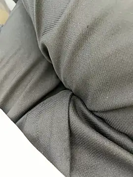 warm milk69 online show from April 27, 8:45 am