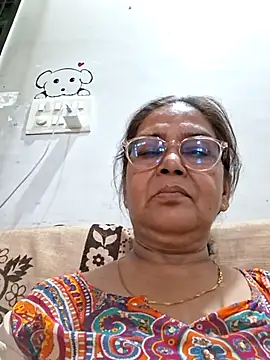 Snapshot of Shalini3456 chatting on May 1, 9:03 am Shalini3456 online show from May 1, 9:03 am
