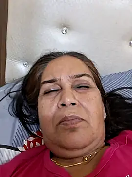 Snapshot of Shalini3456 chatting on May 4, 3:19 pm Shalini3456 online show from May 4, 3:19 pm