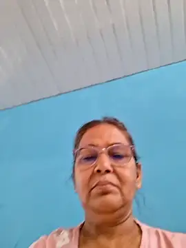 Snapshot of Shalini3456 chatting on May 9, 3:45 am Shalini3456 online show from May 9, 3:45 am