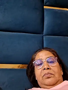Snapshot of Shalini3456 chatting on May 10, 4:12 pm Shalini3456 online show from May 10, 4:12 pm