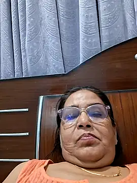 Snapshot of Shalini3456 chatting on June 4, 5:30 pm Shalini3456 online show from June 4, 5:30 pm