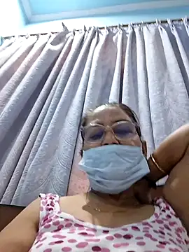 Snapshot of Shalini3456 chatting on June 10, 6:34 am Shalini3456 online show from June 10, 6:34 am