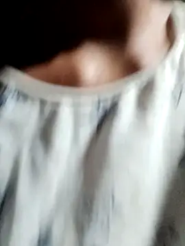 Snapshot of Elena_Mia chatting on July 18, 11:25 am Elena Mia online show from July 18, 11:25 am