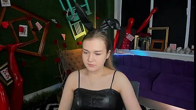 Snapshot of LissaTelor chatting on June 3, 1:14 pm LissaTelor online show from June 3, 1:14 pm