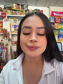 Sara fun online show from May 14, 6:58 pm