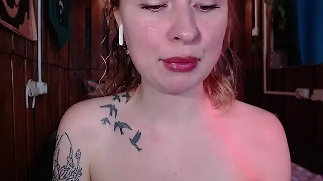 Snapshot of Mimi-Deep chatting on June 13, 7:28 am Mimi-Deep online show from June 13, 7:28 am