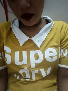 Snapshot of Dimple-Shah chatting on May 22, 2:44 pm Dimple-Shah online show from May 22, 2:44 pm