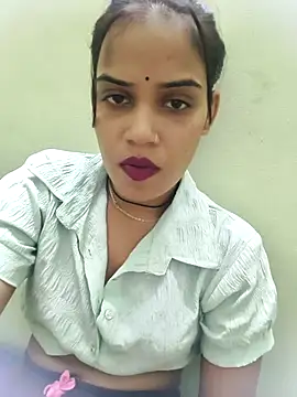 Snapshot of Dimple-Shah chatting on July 30, 12:37 pm Dimple-Shah online show from July 30, 12:37 pm