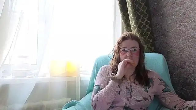 Snapshot of Miss_SandraX chatting on April 25, 11:24 am Miss SandraX online show from April 25, 11:24 am
