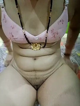 Snapshot of Sexy_Hena_69 chatting on May 25, 5:41 pm Sexy Hena 69 online show from May 25, 5:41 pm