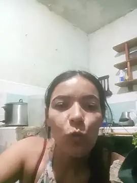 Snapshot of LunaArias chatting on July 28, 11:39 am LunaArias online show from July 28, 11:39 am