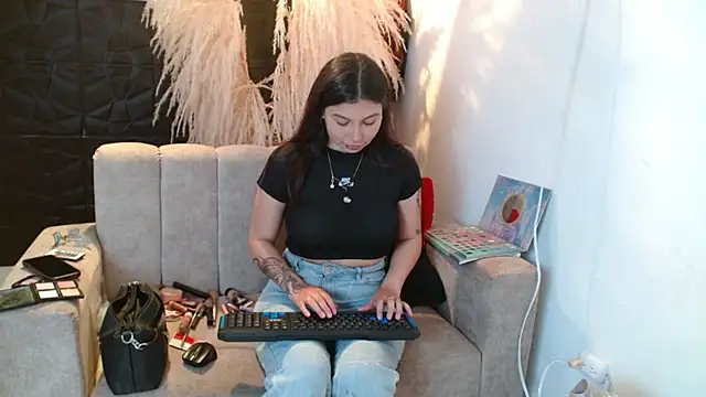 madison16092020 online show from April 16, 2:18 pm