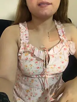 Snapshot of Tasty_LushDesire chatting on June 5, 7:19 pm Tasty LushDesire online show from June 5, 7:19 pm