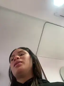 AuroraMoore Pink online show from April 23, 11:20 am