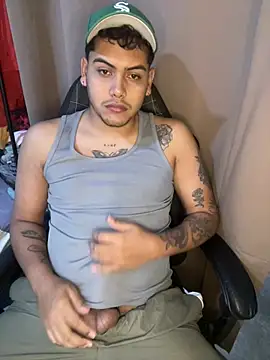 Snapshot of Saul_88 chatting on May 17, 1:07 pm Saul 88 online show from May 17, 1:07 pm