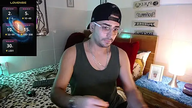 andders  online show from June 13, 12:41 am
