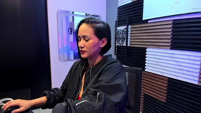 Snapshot of Scarleth-Foxx chatting on June 29, 7:14 pm Scarleth-Foxx online show from June 29, 7:14 pm