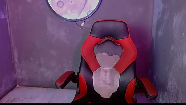 Snapshot of samstyxx chatting on April 15, 10:54 pm samstyxx online show from April 15, 10:54 pm