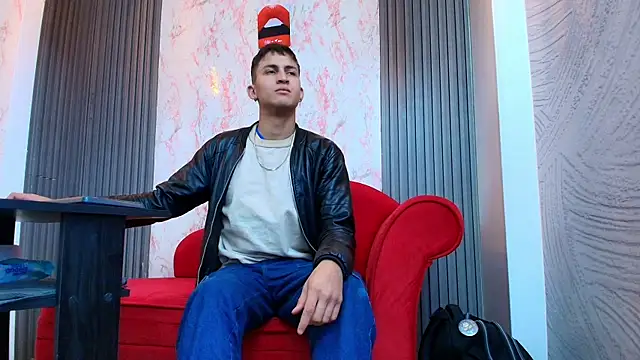 Snapshot of Axel_Romanov chatting on July 9, 2:54 pm Axel Romanov online show from July 9, 2:54 pm