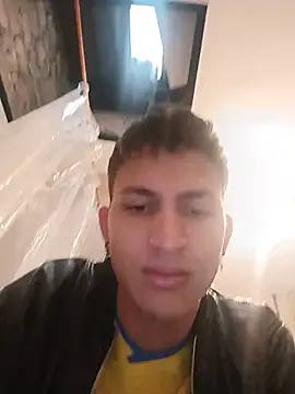 Snapshot of Axel_Romanov chatting on July 24, 12:47 pm Axel Romanov online show from July 24, 12:47 pm