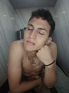 Snapshot of Axel_Romanov chatting on July 28, 1:10 pm Axel Romanov online show from July 28, 1:10 pm