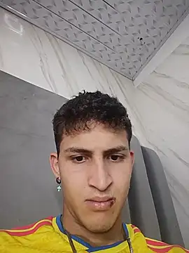 Snapshot of Axel_Romanov chatting on July 28, 6:20 pm Axel Romanov online show from July 28, 6:20 pm
