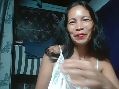 Snapshot of Honeychel chatting on May 24, 8:58 pm Honeychel online show from May 24, 8:58 pm