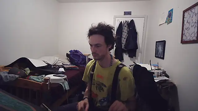 Snapshot of JohnnyMoves chatting on May 27, 2:30 am JohnnyMoves online show from May 27, 2:30 am