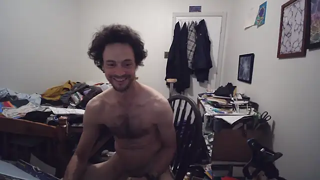 Snapshot of JohnnyMoves chatting on June 2, 5:42 am JohnnyMoves online show from June 2, 5:42 am