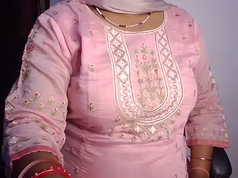 Hotty Bhabhi1 online show from April 21, 5:14 am