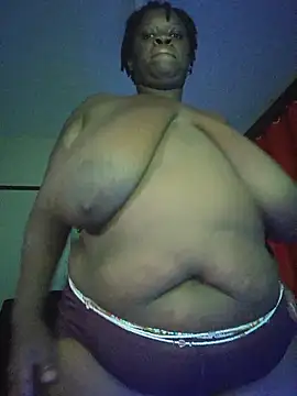 Snapshot of PrettyMissB chatting on June 16, 5:37 pm PrettyMissB online show from June 16, 5:37 pm