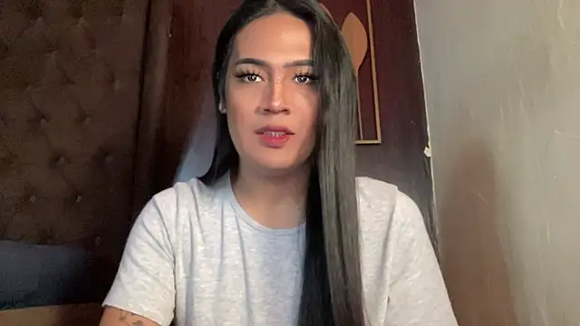 Snapshot of majestic_sydney chatting on May 6, 11:54 pm majestic sydney online show from May 6, 11:54 pm