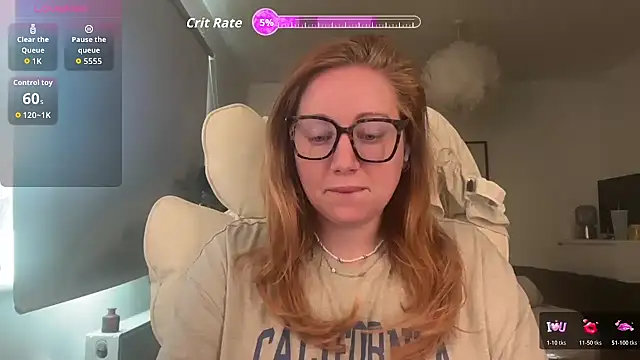 Snapshot of arielsweetieee chatting on May 5, 6:21 am arielsweetieee online show from May 5, 6:21 am