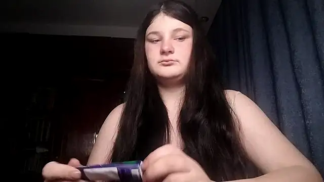 Snapshot of BeatriceMolands chatting on April 23, 6:32 pm BeatriceMolands online show from April 23, 6:32 pm