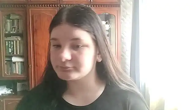 Snapshot of BeatriceMolands chatting on May 19, 1:39 pm BeatriceMolands online show from May 19, 1:39 pm