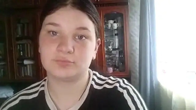 Snapshot of BeatriceMolands chatting on May 21, 10:44 am BeatriceMolands online show from May 21, 10:44 am