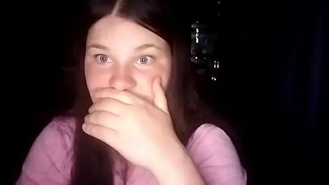 Snapshot of BeatriceMolands chatting on May 27, 6:27 pm BeatriceMolands online show from May 27, 6:27 pm
