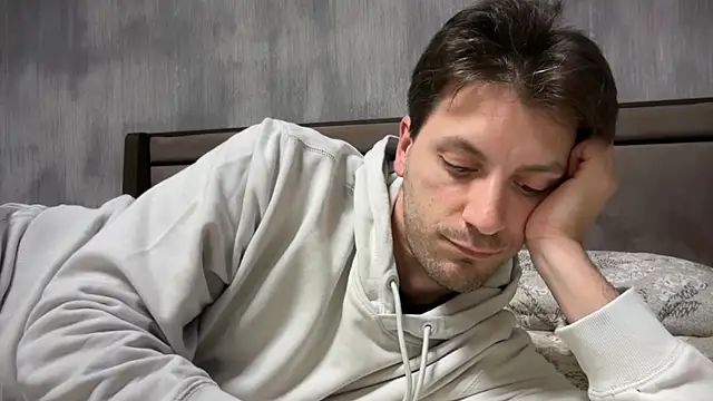 Snapshot of italianass94 chatting on May 11, 7:33 pm italianass94 online show from May 11, 7:33 pm