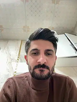 fatihbry657 online show from May 3, 7:42 pm