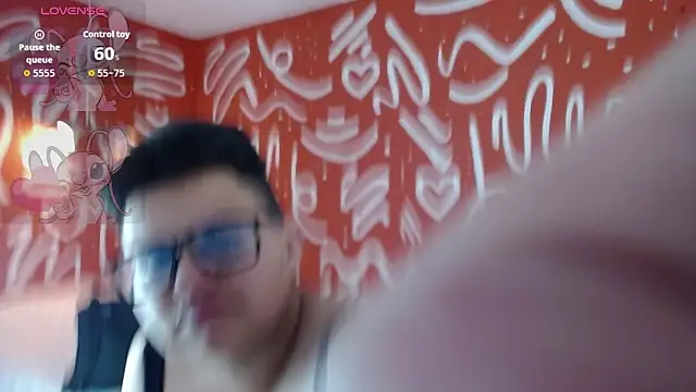 Snapshot of NekoShortyX chatting on April 16, 1:34 pm NekoShortyX online show from April 16, 1:34 pm