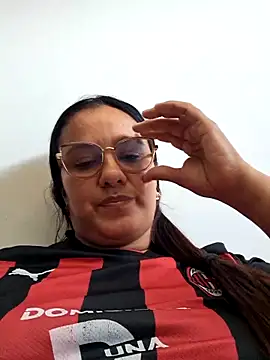 Snapshot of Samanta-42 chatting on May 14, 1:18 pm Samanta-42 online show from May 14, 1:18 pm